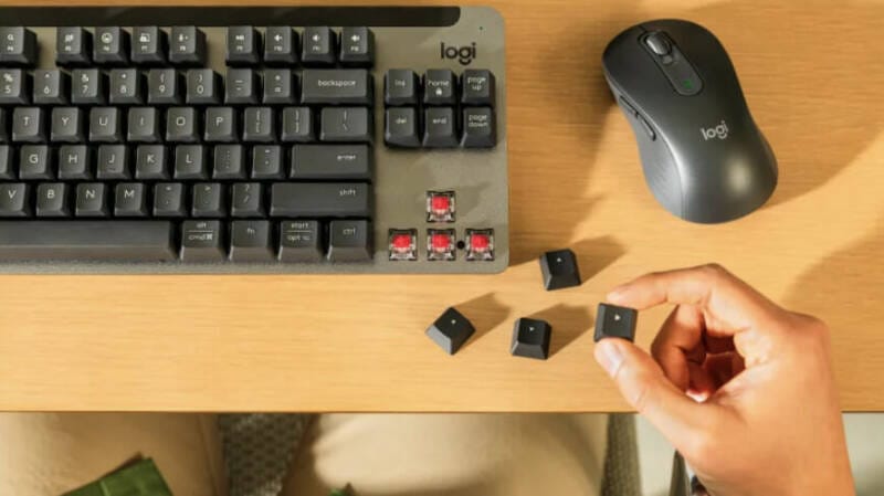 Logitech Signature K855 Wireless Keyboard Review - Unbeatable