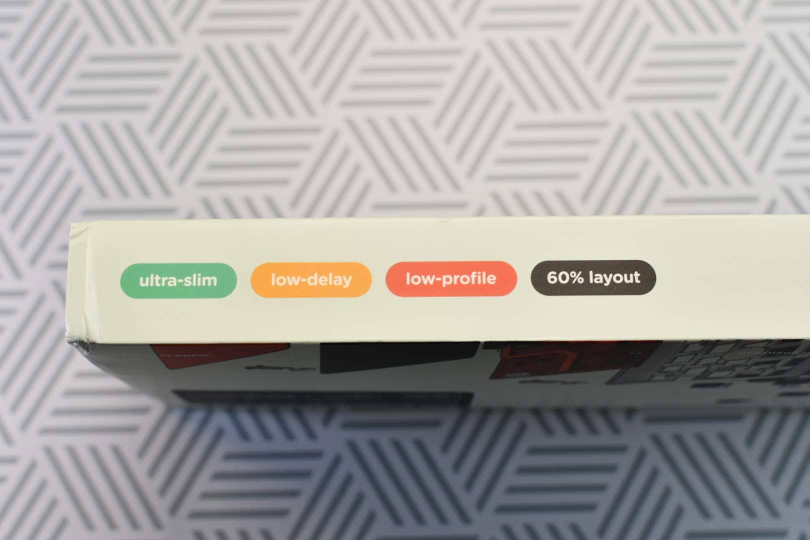 NuPhy Air 60レビュー。ラップトップパソコンの上でも使える省スペースキーボードの決定版! 26 Nuphy Air60 BOX