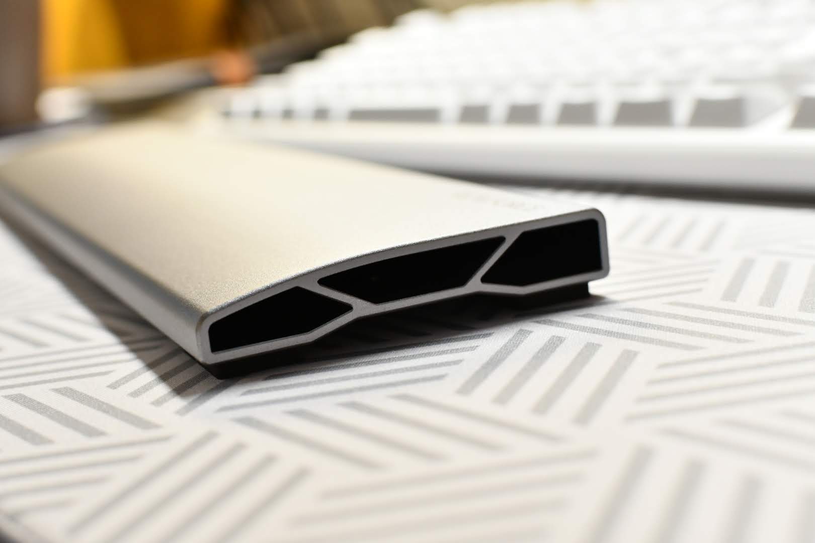 REALFORCE Wristrest 5