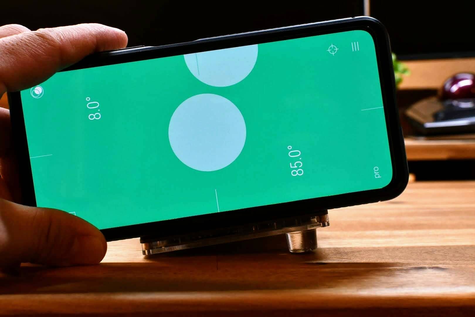 Best practices for adjusting the tilt angle of your own keyboard 15 DSC 6236