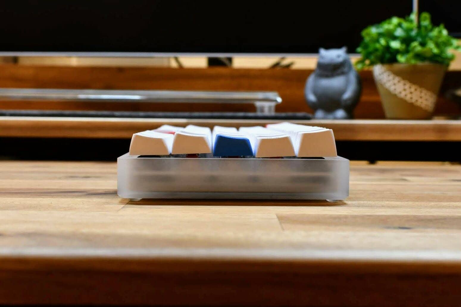 Best practices for adjusting the tilt angle of your own keyboard 16 DSC 6241