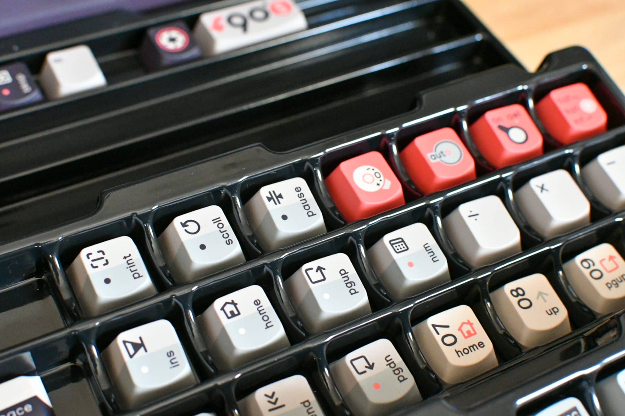 KeyTok Smile Turn To 90's Keycap Review|Retro and Pop 31 DSC 9364