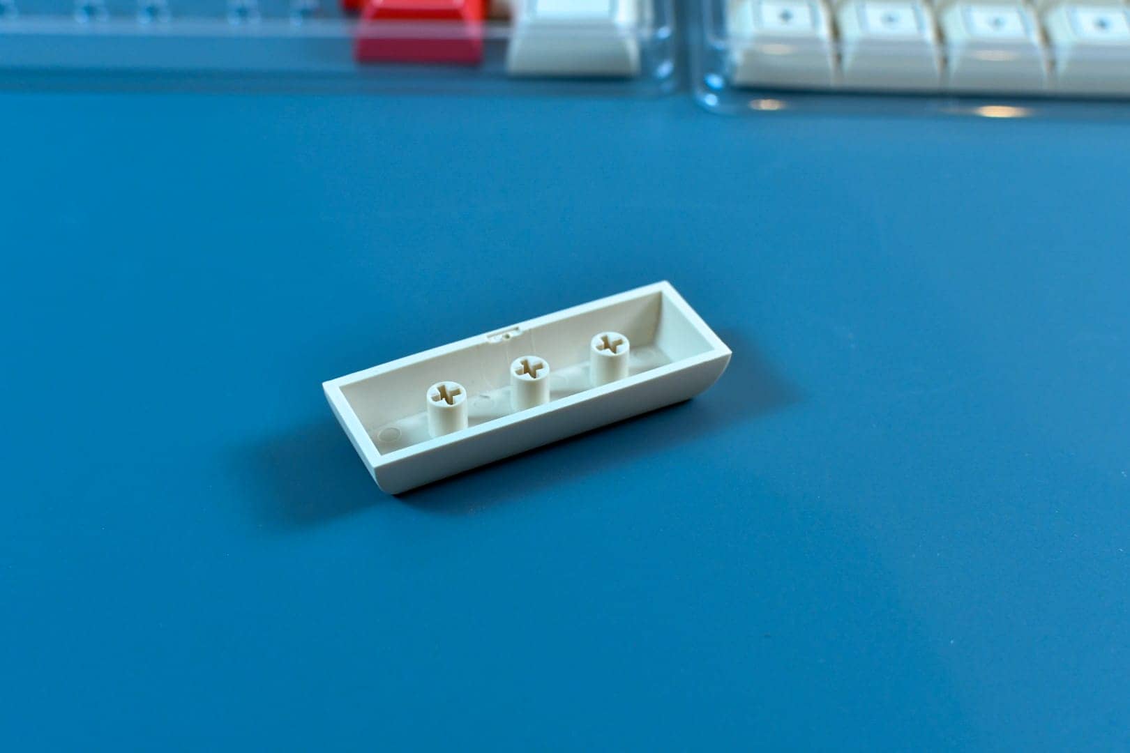 KAM Outlineレビュー|レトロとモダンが融合したシックなキーキャップセット 17 DSC 0991