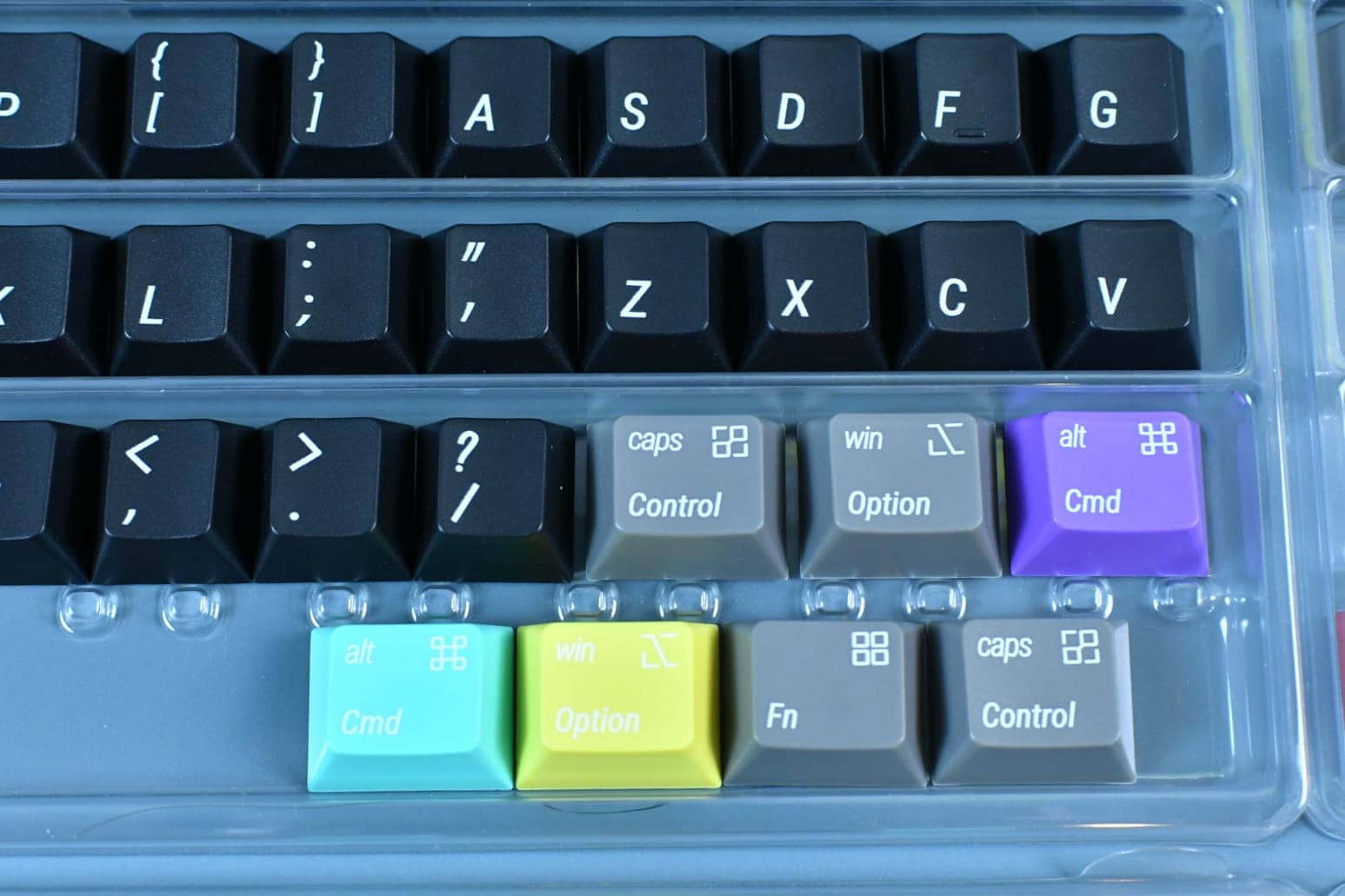 Keyreative Signal Test Keycap Review|Retro Looks 13 DSC 1016