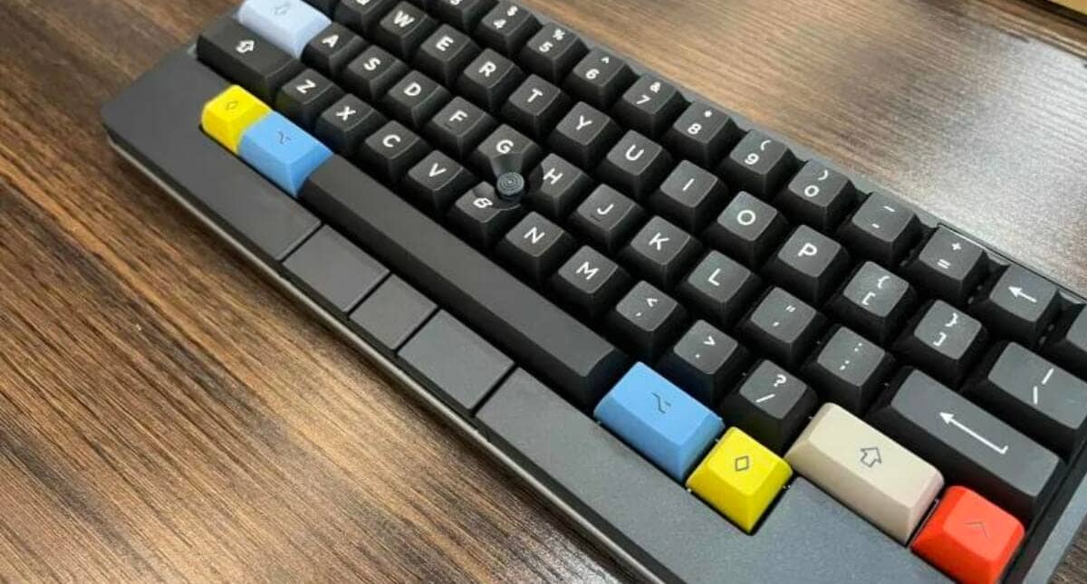 Actual images of the replacement keycaps for HHKB Studio are released. 9 HHKB Studio Keycaps 1