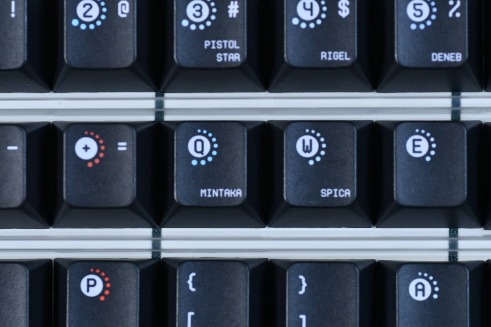 Keyreative HIPPARCOSレビュー|宇宙をテーマにした壮大な世界観のキーキャップ 16 DSC 1884