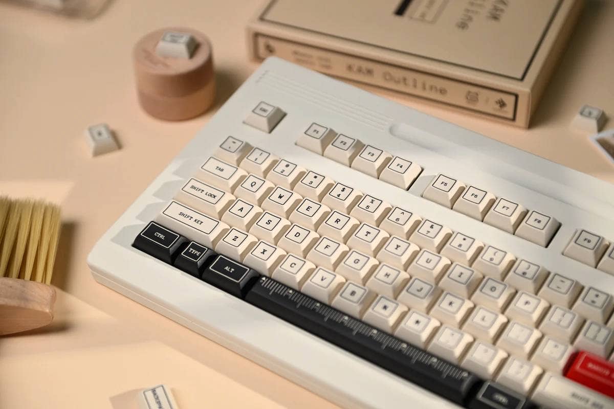 KAM Outlineレビュー|レトロとモダンが融合したシックなキーキャップセット 4 KAM Outline Thickened PBT Keycaps 0722