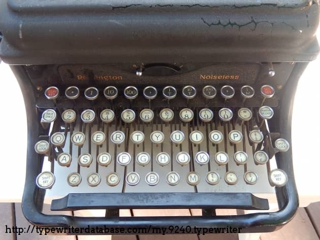 KAM Outlineレビュー|レトロとモダンが融合したシックなキーキャップセット 2 g9240 50643 50643 1506191091