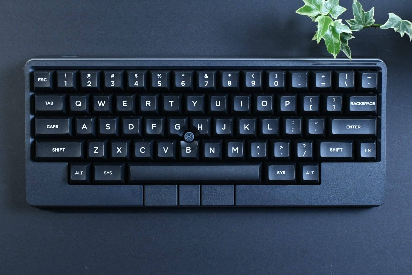 KAT White on Black(Candy/Extensions)をレビュー|シンプルだけどアクセントがかっこいいキーキャップ 41 photo 018