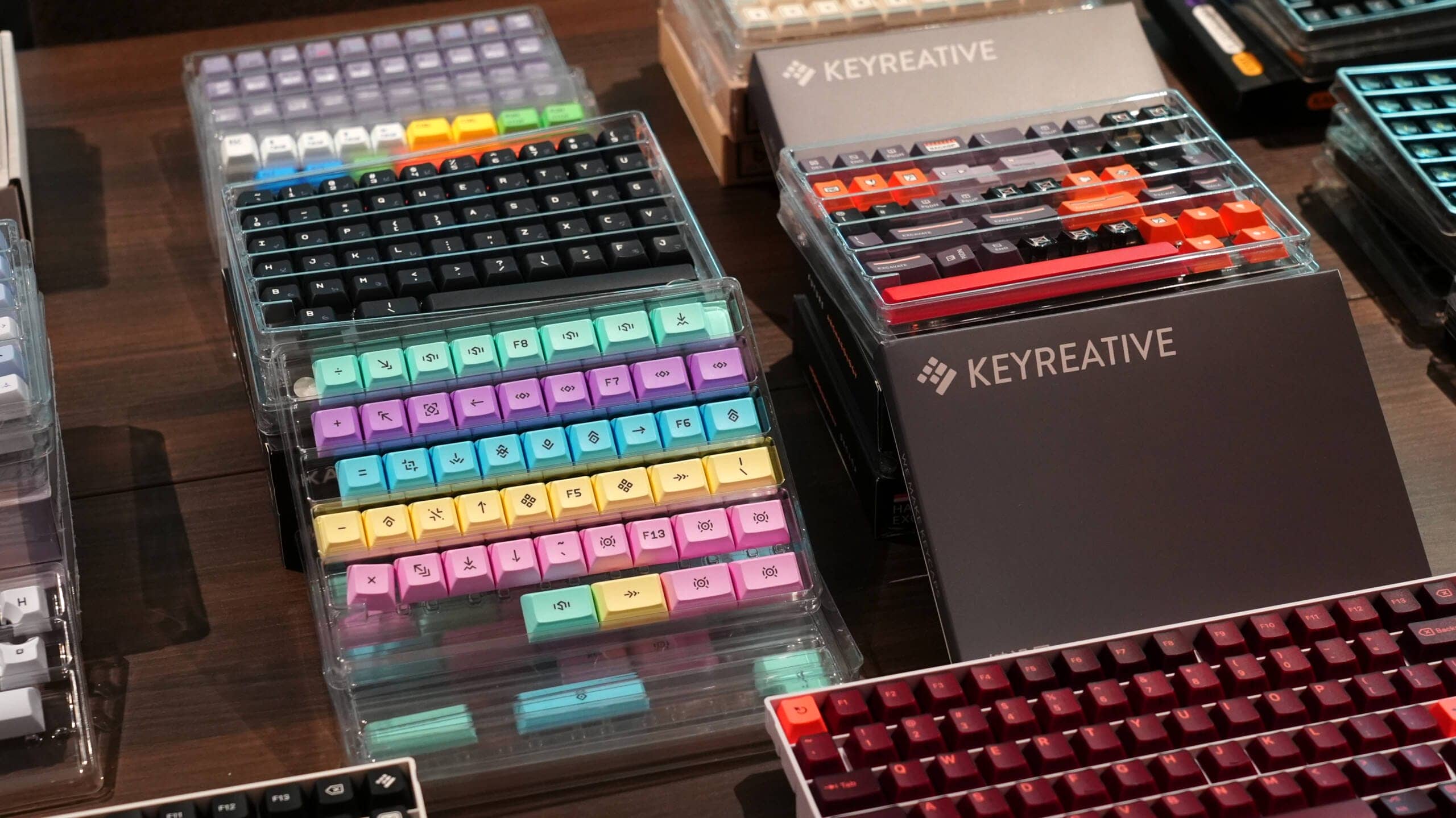 【天キーVol.7】出展企業が大幅増加!日本最大規模のキーボードミートアップイベントレポート(企業ブース編) 98 DSC03925 scaled