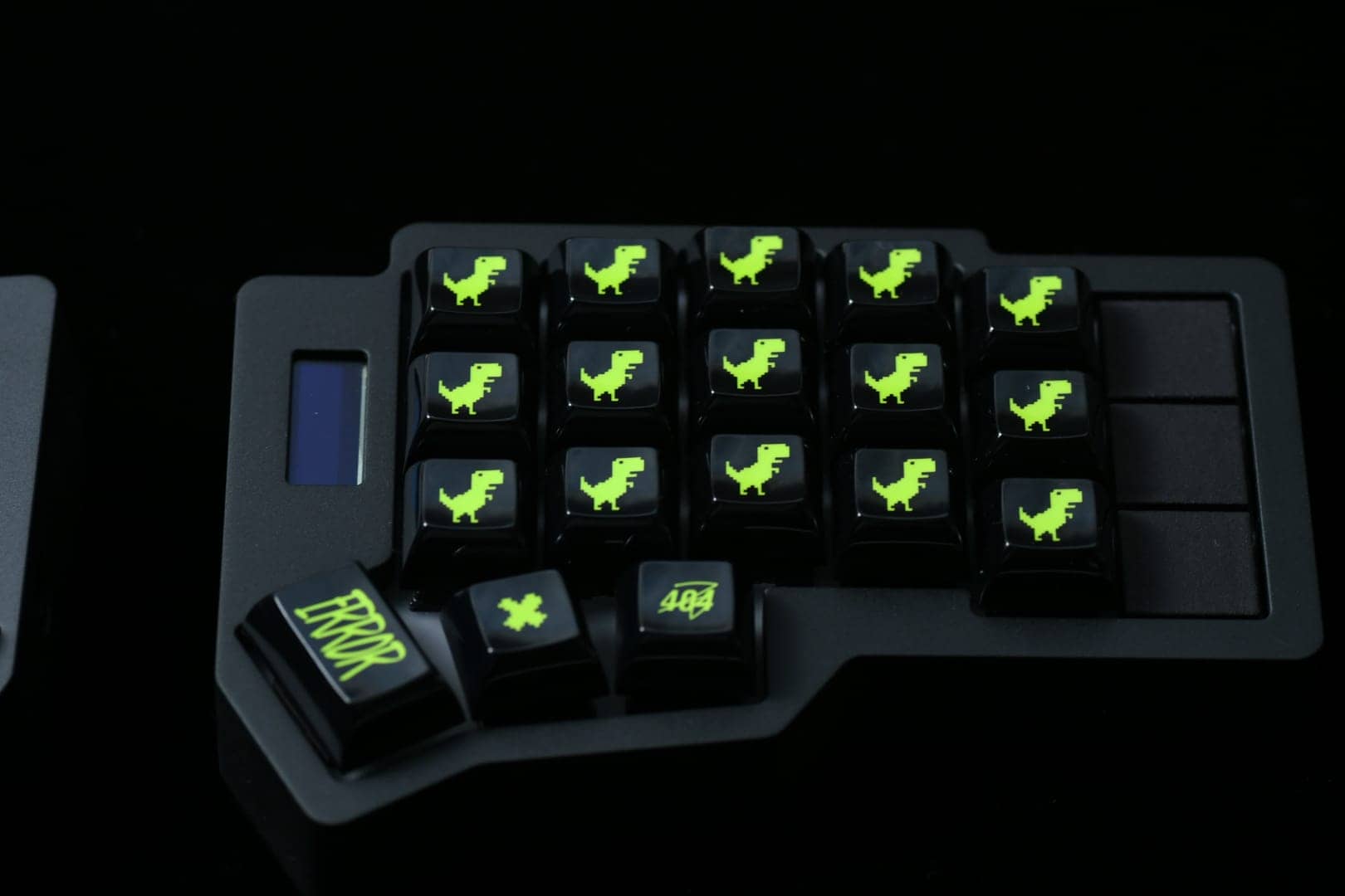 Keyreative KAM 404 ERROR Keycap Review|New Keycap with Glossy and PBT Material 31 KAM 404ERROR 06