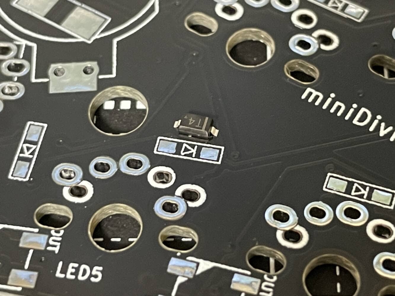 Gravity36-Build Guide 9 IMG 3648