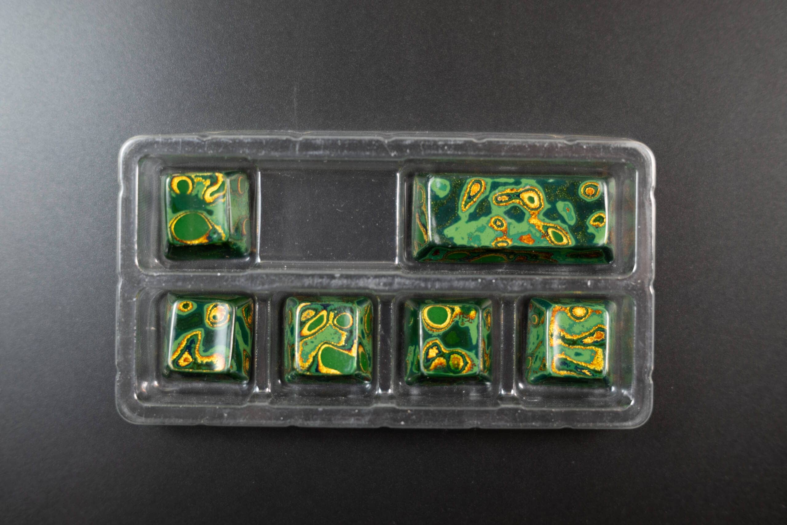 Cerakey Lacquered Ceramic Keycaps • Rhino-Skin Editionレビュー|一味違ったアルチザンセラミックキーキャップ 12 SDIM0374 scaled