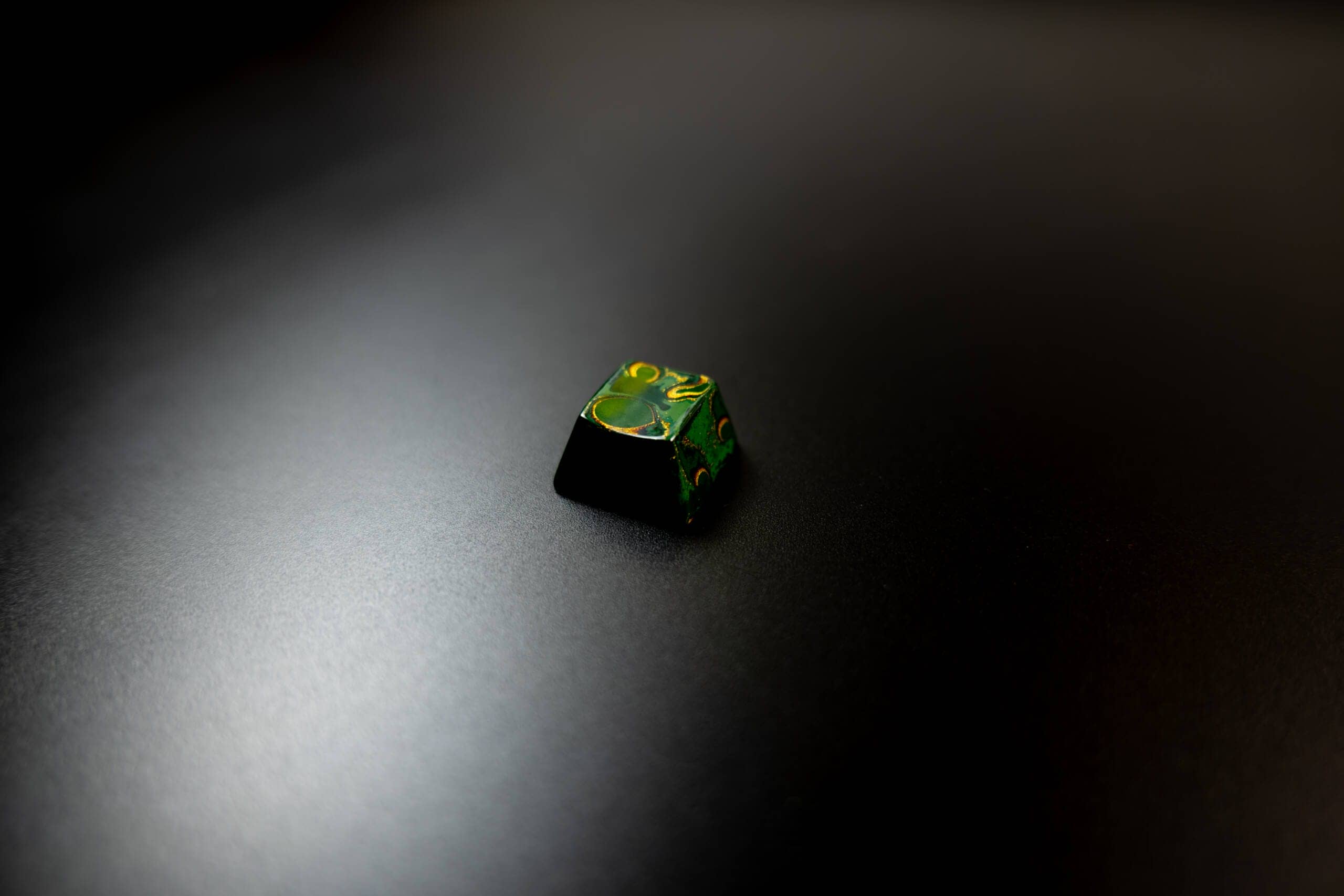 Cerakey Lacquered Ceramic Keycaps • Rhino-Skin Editionレビュー|一味違ったアルチザンセラミックキーキャップ 14 SDIM0383 scaled