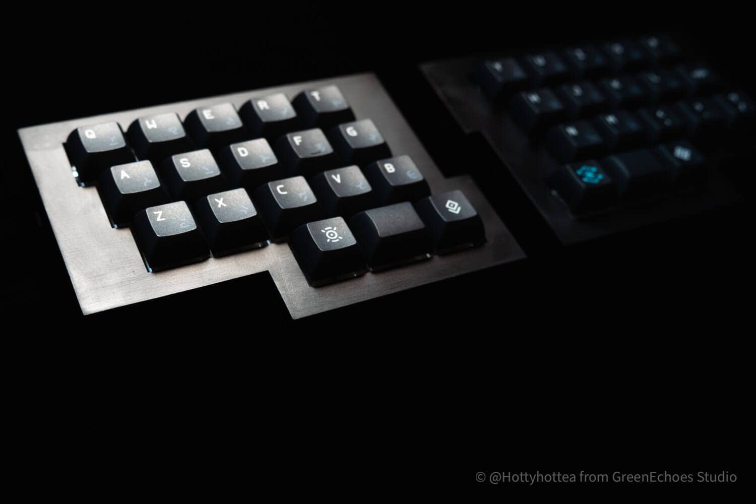 Gravity36のサードパーティー製ケースについて 10 pana 21