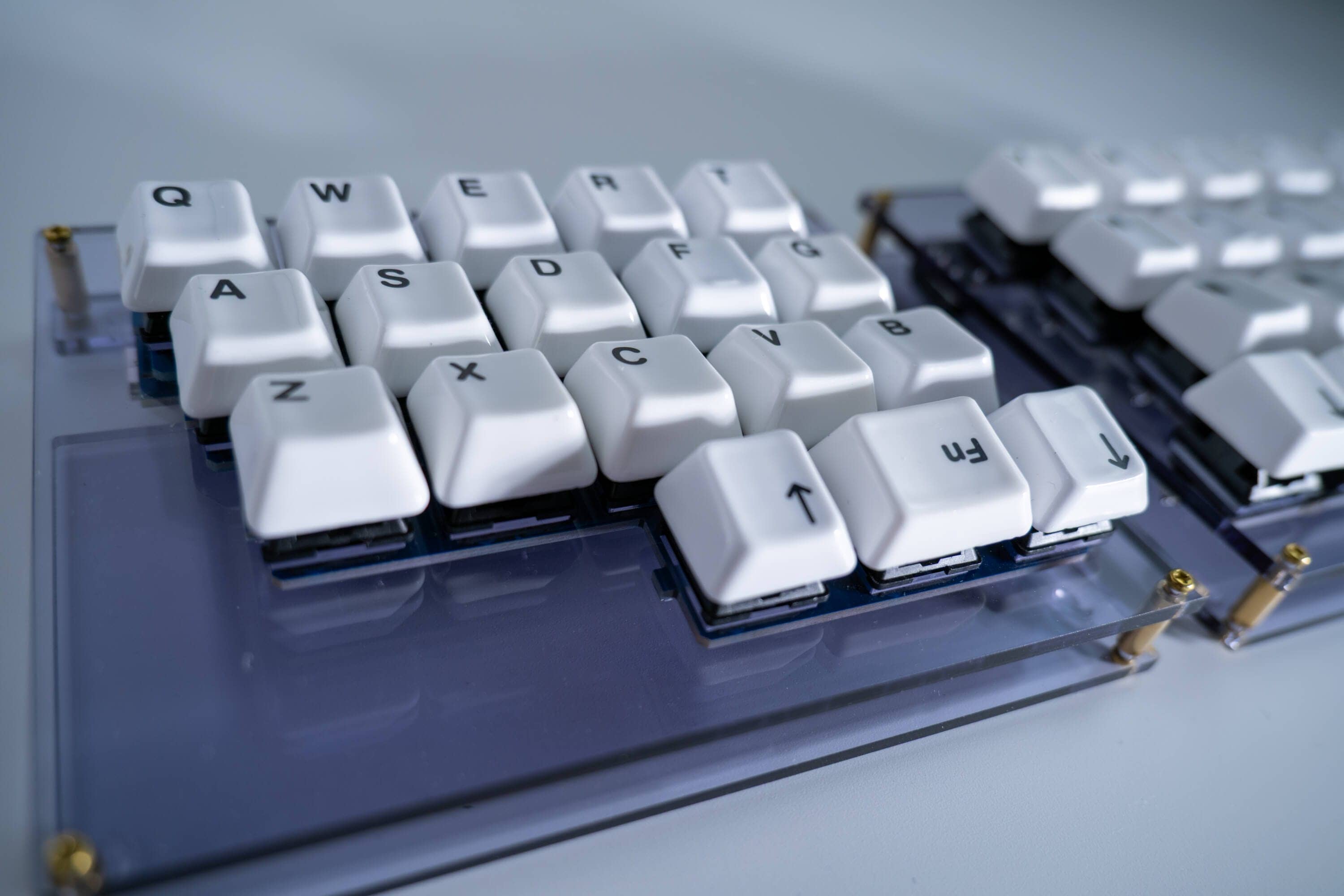 cerakey matte white 04