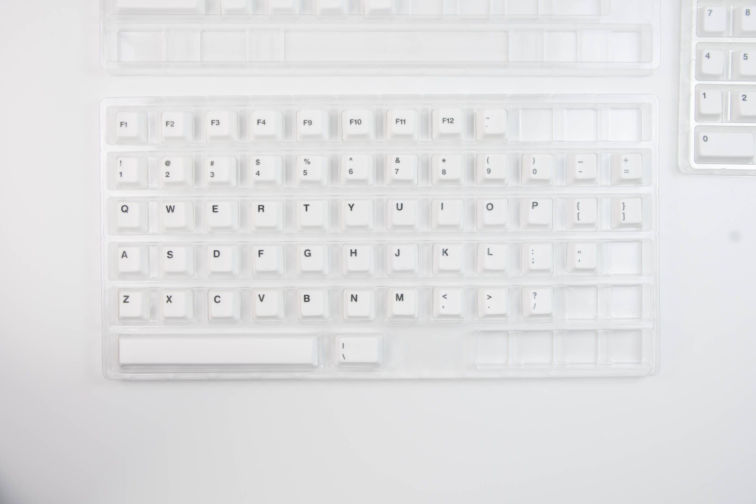 cerakey matte white 26