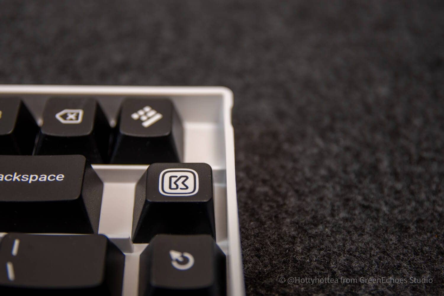 Keyreative KAP WoB(White on Black)レビュー|シンプルが故にアクセントカラーがおしゃれなキーキャップ 20 DSC0880