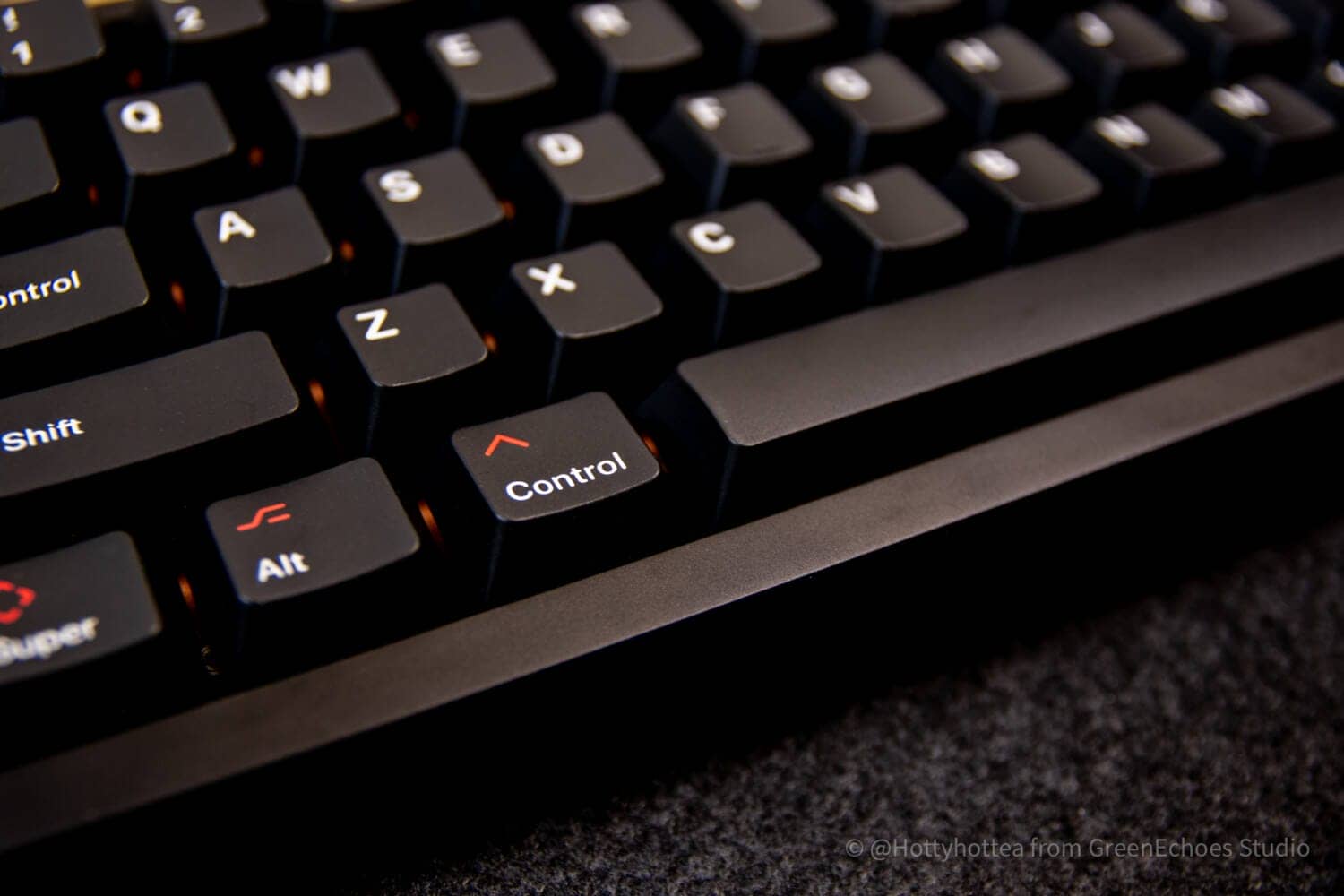Keyreative KAP WoB(White on Black)レビュー|シンプルが故にアクセントカラーがおしゃれなキーキャップ 30 DSC0915