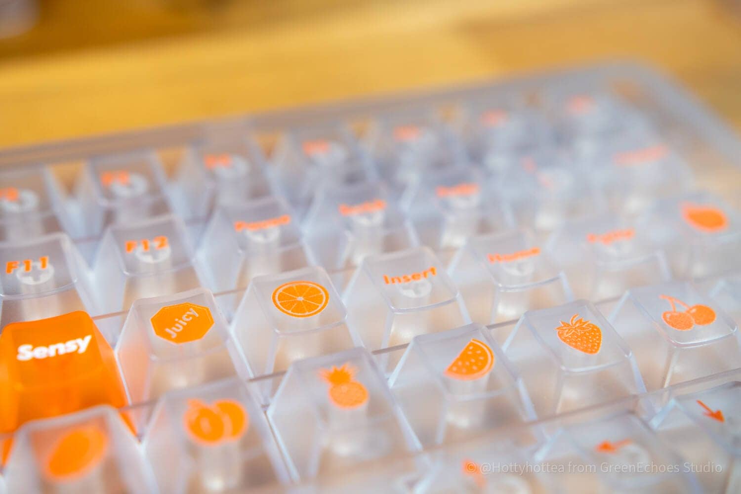 LeleLab X Sensy Supsup JUICY Keycap Review|Cool Orange and Skeleton Keycap Set 21 DSC1199 1