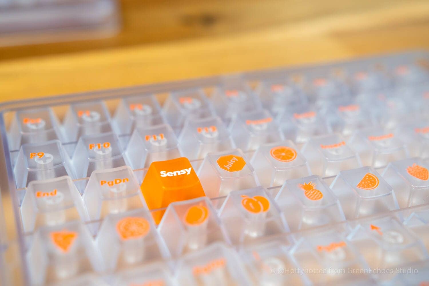 LeleLab X Sensy Supsup JUICY Keycap Review|Cool Orange and Skeleton Keycap Set 23 DSC1200 1