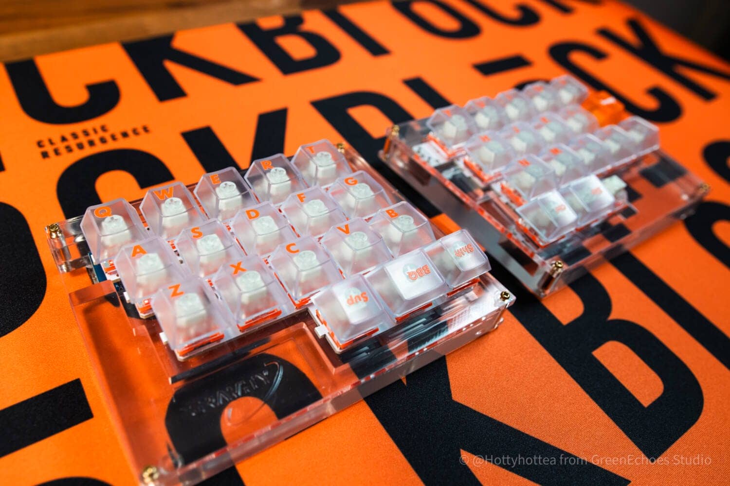 LeleLab X Sensy Supsup JUICY Keycap Review|Cool Orange and Skeleton Keycap Set 34 DSC1232