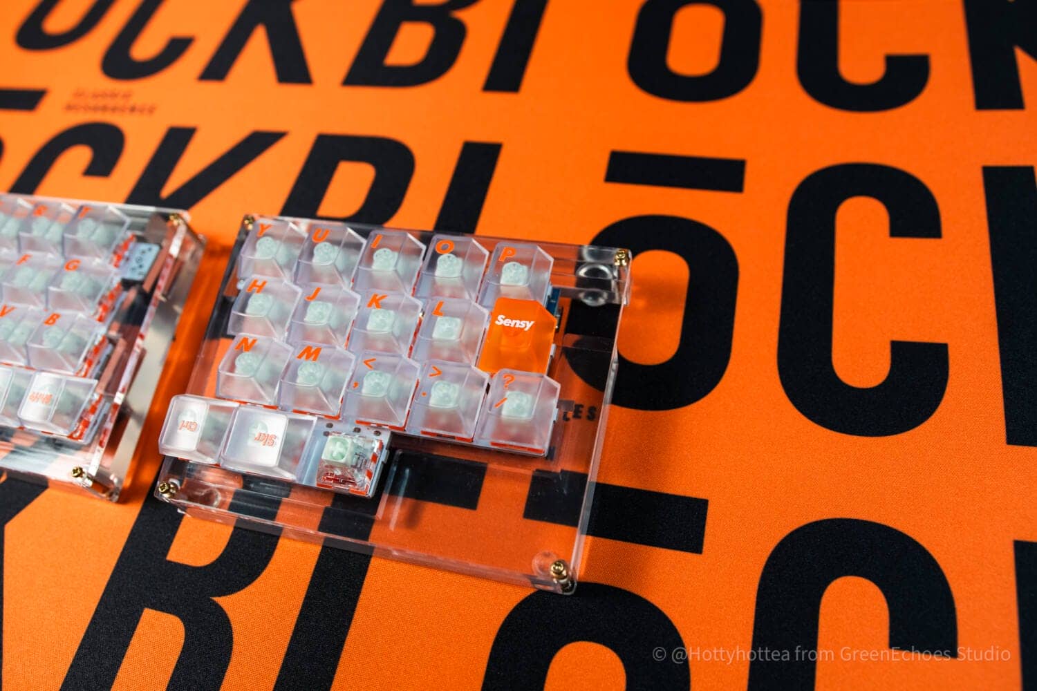LeleLab X Sensy Supsup JUICY Keycap Review|Cool Orange and Skeleton Keycap Set 35 DSC1233