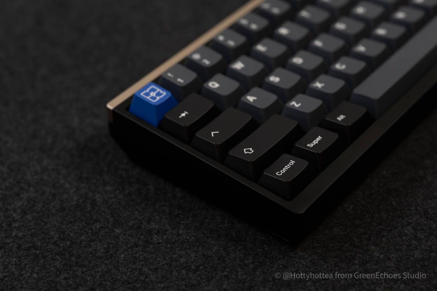 Keyreative KAP DISCONNECTEDレビュー|パープルアクセントが目を惹く高品質キーキャップセット 43 KAP DIS 07