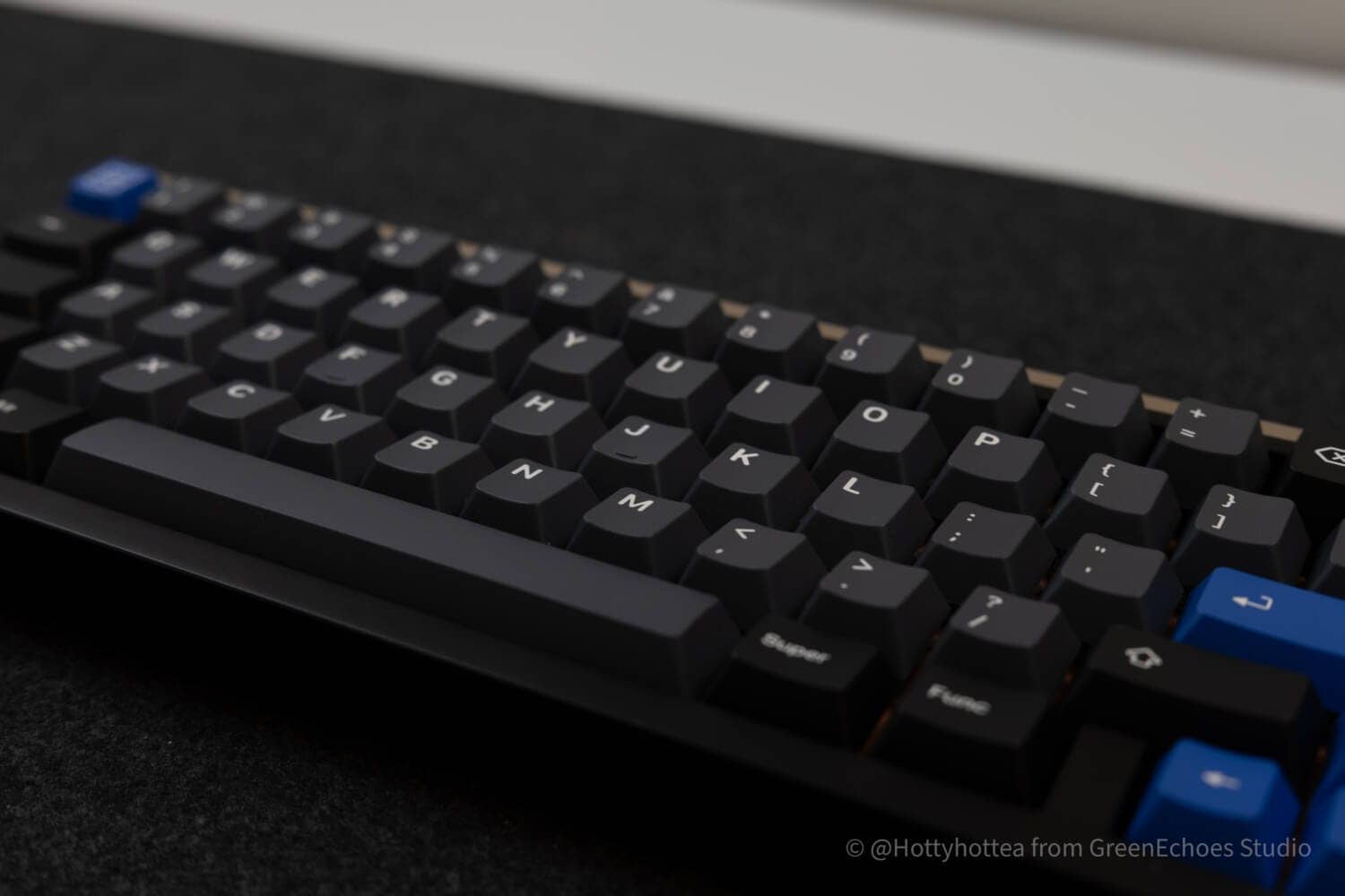 Keyreative KAP DISCONNECTED Review|High quality keycap set with eye-catching purple accents 41 KAP DIS 17