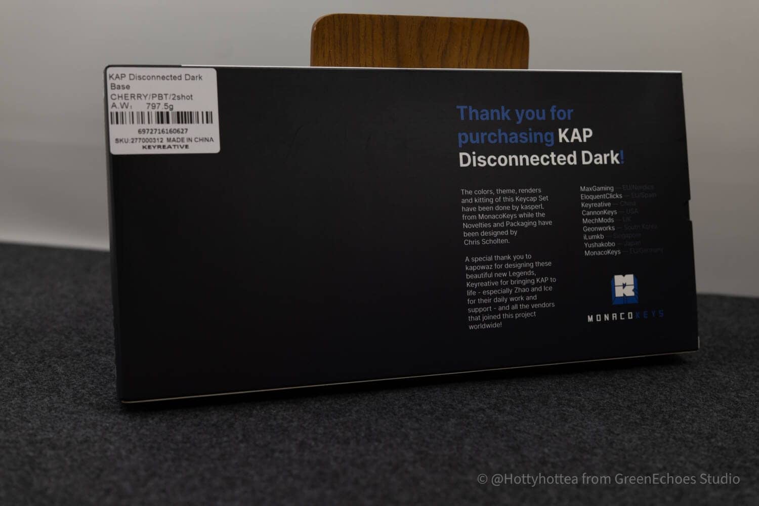 Keyreative KAP DISCONNECTEDレビュー|パープルアクセントが目を惹く高品質キーキャップセット 10 KAP DIS 36