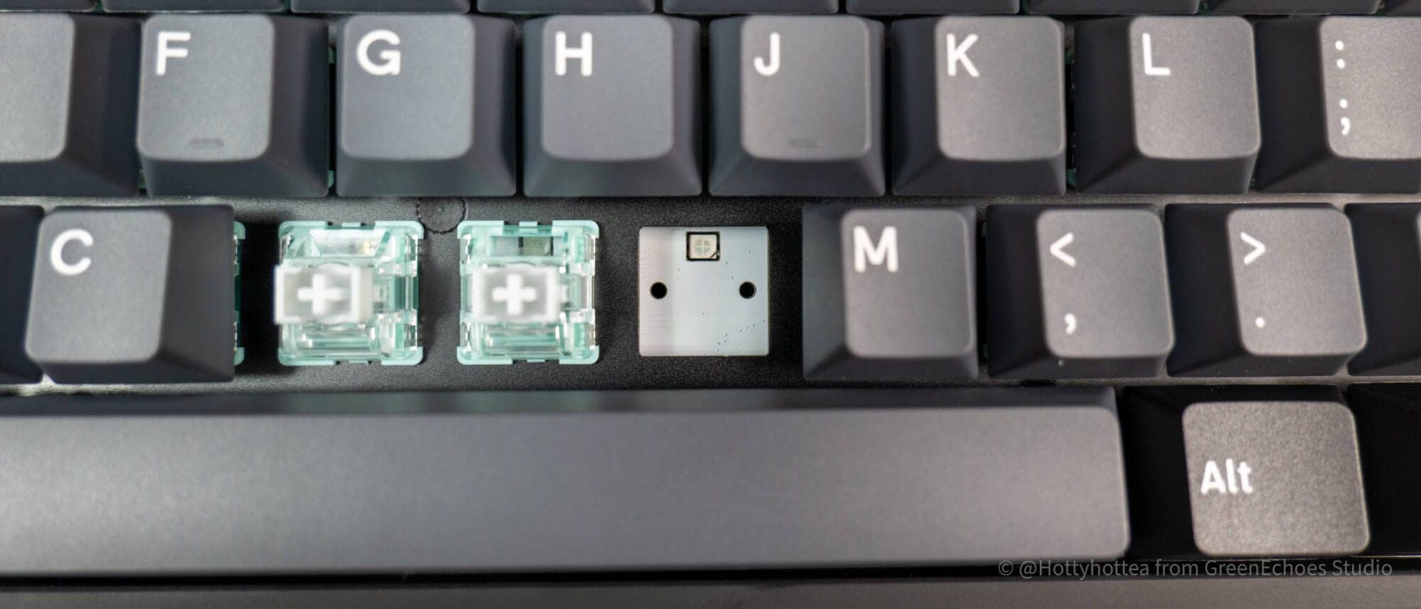 Varmilo minilo75 HEレビュー|シックな外観とは裏腹の高性能ゲーミングキーボード 32 Varmiro minilo75he 08