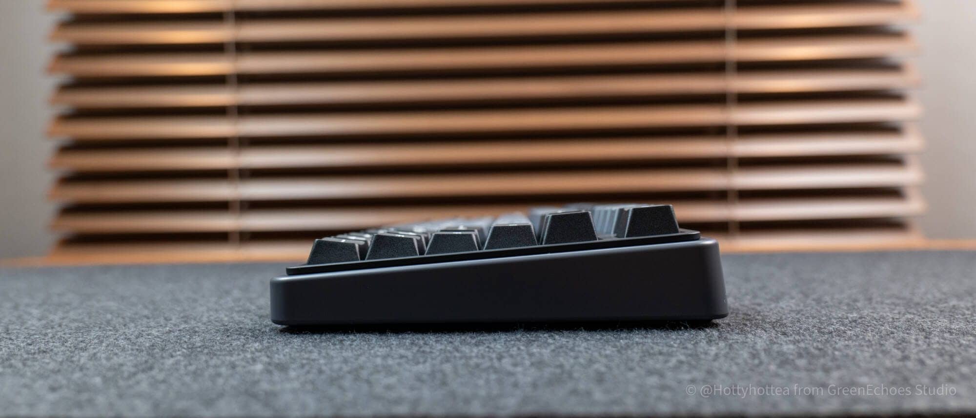 Varmilo minilo75 HE Review|High-performance gaming keyboard despite its chic exterior 19 Varmiro minilo75he 14
