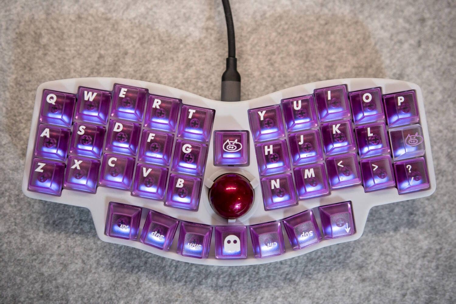 LeleLab Supsup Purple Keycap Set Review|Beautiful transparent keycap set in bright purple 25 DSC1584