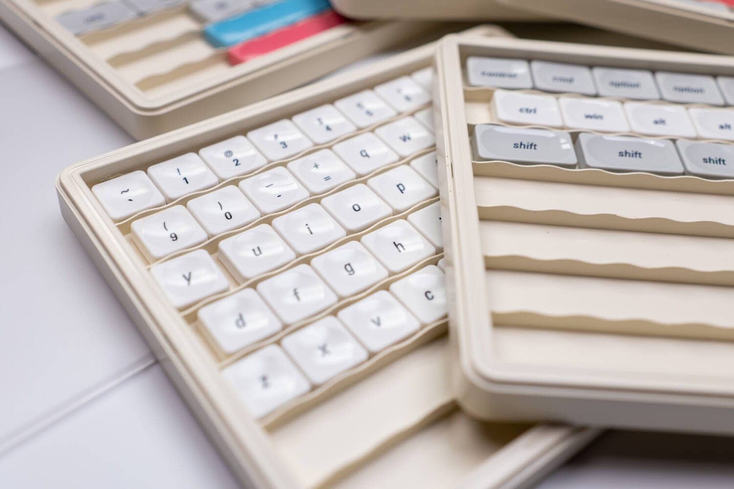 Chosfox x LCK Retro Mahjong Keycap Set Review|Cute low-profile keycap with pop colors 9 P1080325