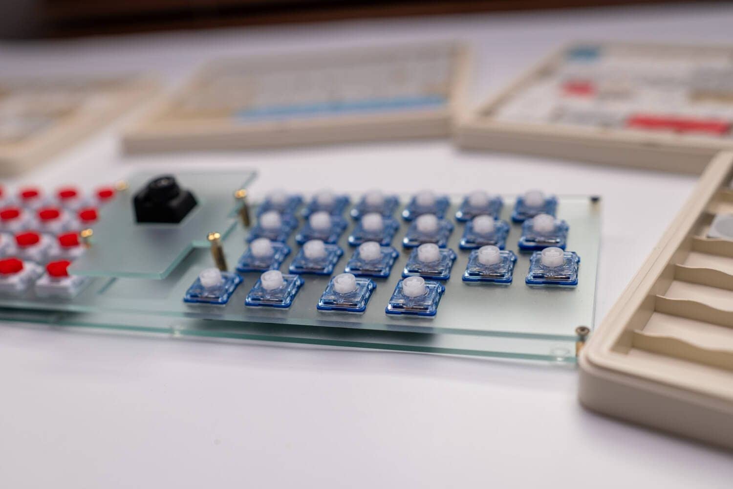 Chosfox x LCK Retro Mahjong Keycap Set Review|Cute low-profile keycap with pop colors 25 P1080345