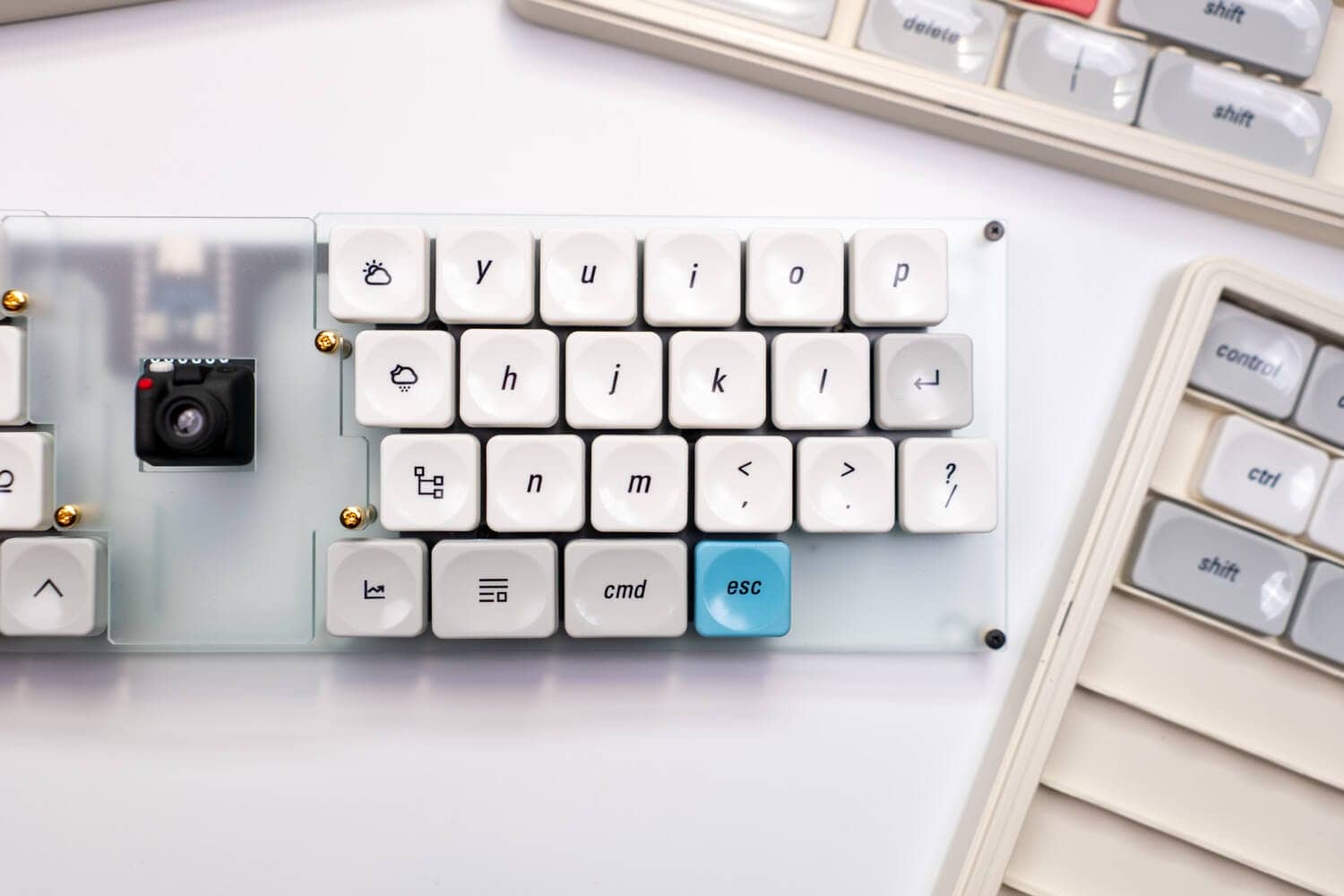Chosfox x LCK Retro Mahjong Keycap Set Review|Cute low-profile keycap with pop colors 32 P1080349