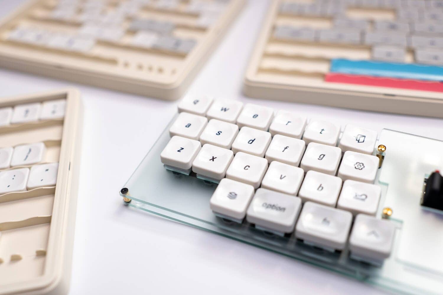 Chosfox x LCK Retro Mahjong Keycap Set Review|Cute low-profile keycap with pop colors 28 P1080353