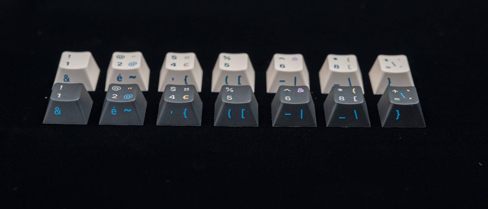 世界初?キー側面までダブルショットのキーキャップ「Keyreative KAP MV Classic」先行公開 2 P1080392