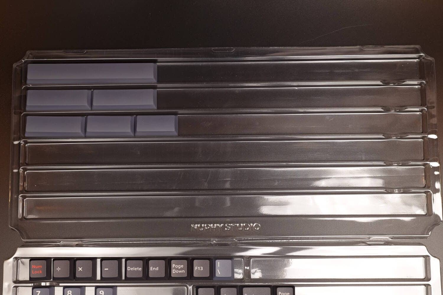 NuPhy® x Oblotzky Oblivion Berry Profile Dye-sub PBT Keycapsレビュー|Cherryライクなロープロファイルキーキャップ 13 P1080554