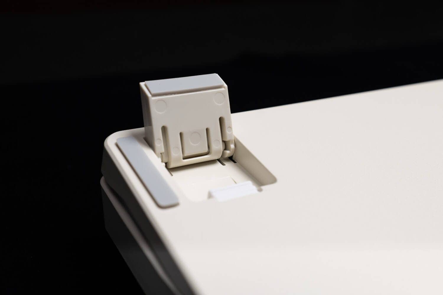 Smackape Impact80(スマックエイプインパクト80)レビュー|カラーリングがお洒落でコスパ抜群のTKLメカニカルキーボード 48 P1080611