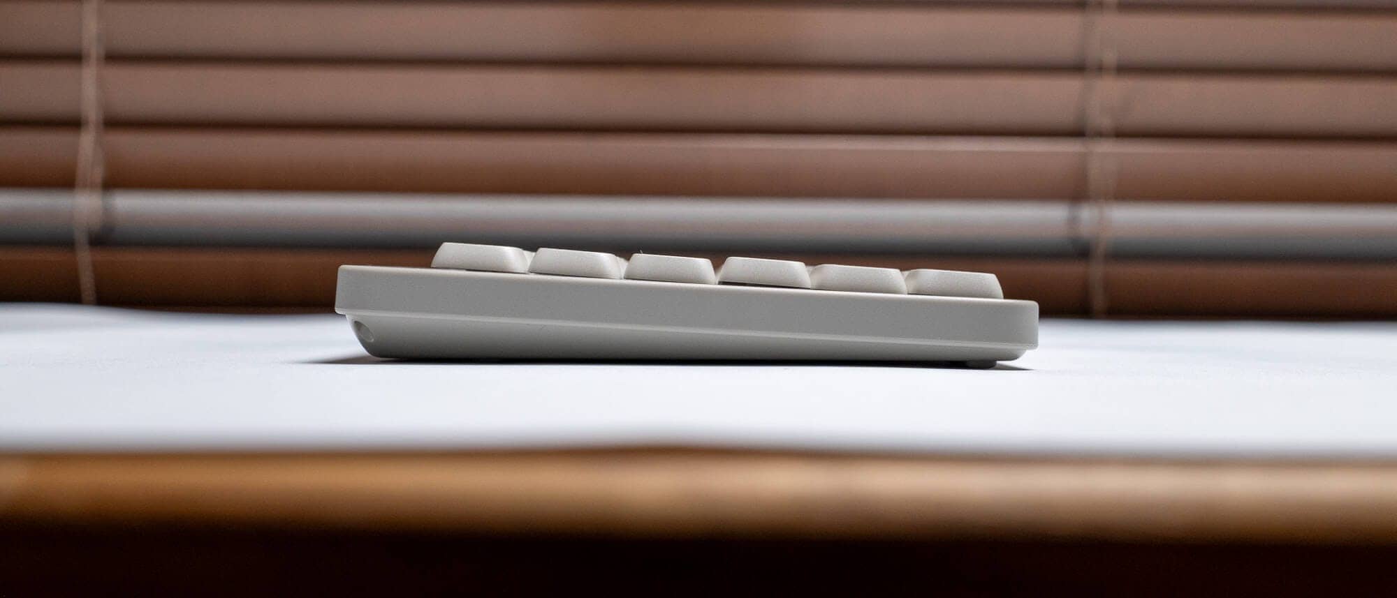 Lofree Flow Lite JIS Review|Japan-specific model specializing in Japanese-language layout x silent linear 16 P1080936