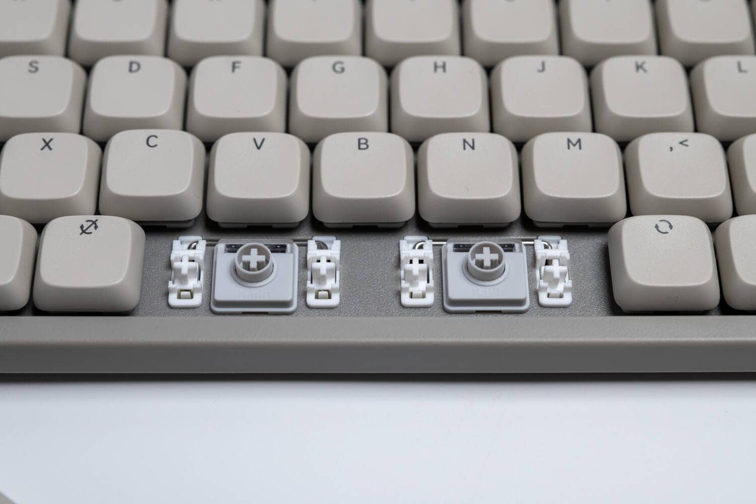 Lofree Flow Lite JIS Review|Japan-specific model specializing in Japanese-language layout x silent linear 53 P1080959