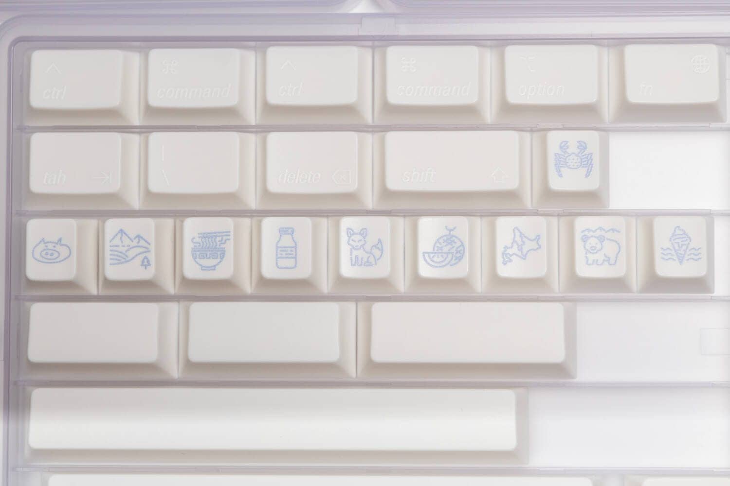 LeleLab Hokkaido White Keycap Setレビュー|真っ白が楽しめる異色キーキャップ 15 P1080513