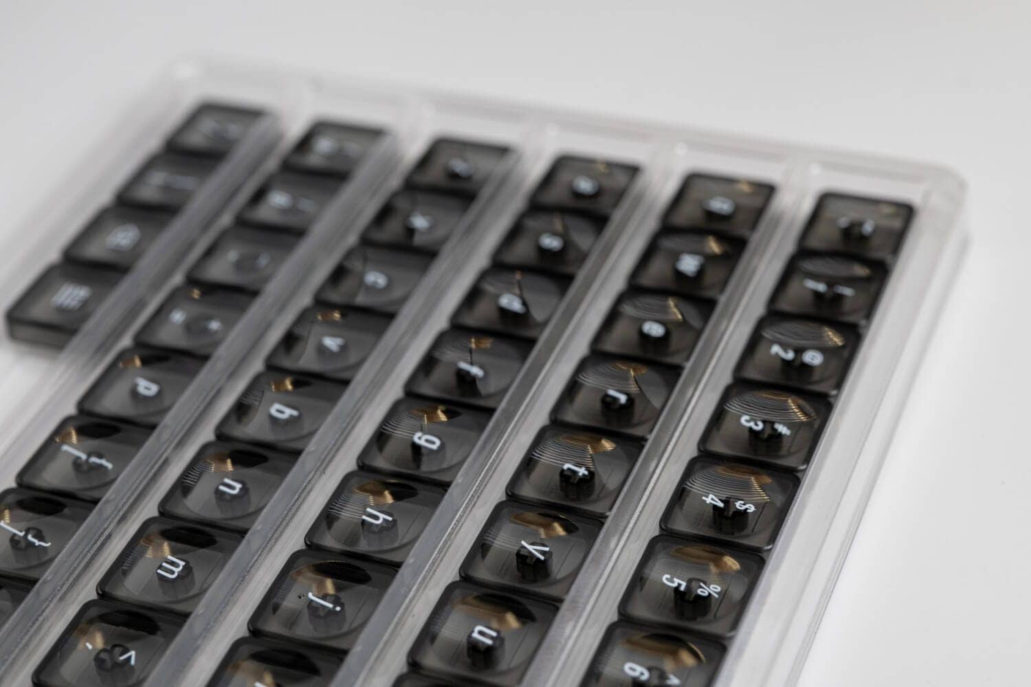 Jezail Funder LCK-40S&Ergoキーキャップセットレビュー|ロープロスモールキーボードに最適 15 P1092297