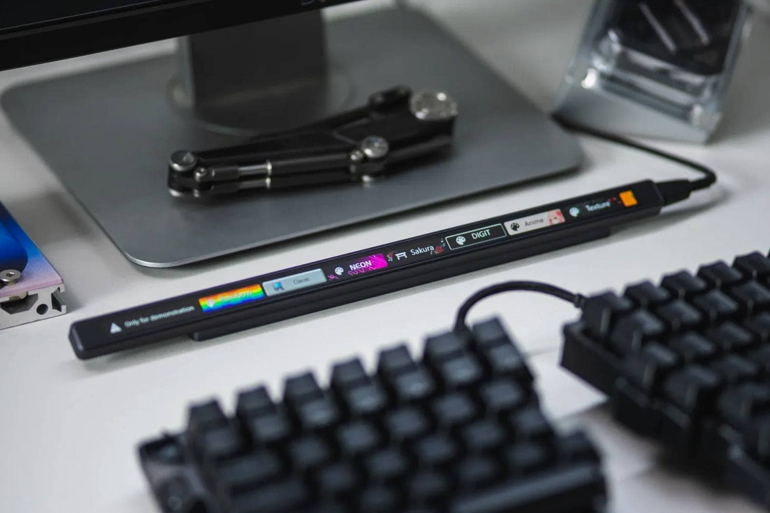 Macbook TouchBarの再来?Flexbarがzfrontierでストック販売開始 9 561A9288