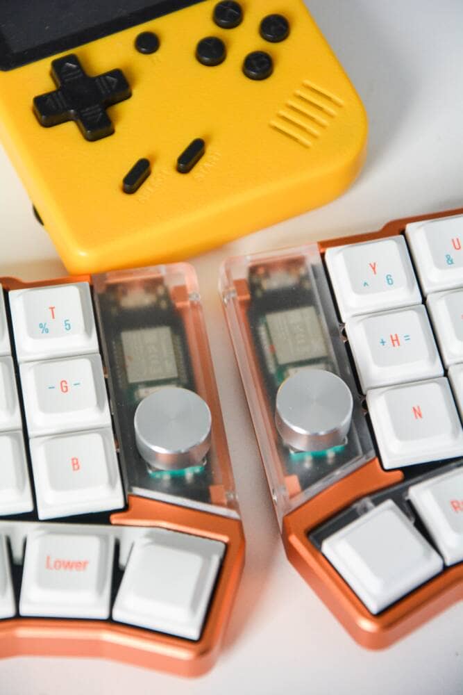 Cornix LPの新色「オレンジ」が公開される|生産に向けてのアンケートも実施 7 G37pRgEXAAABUFB