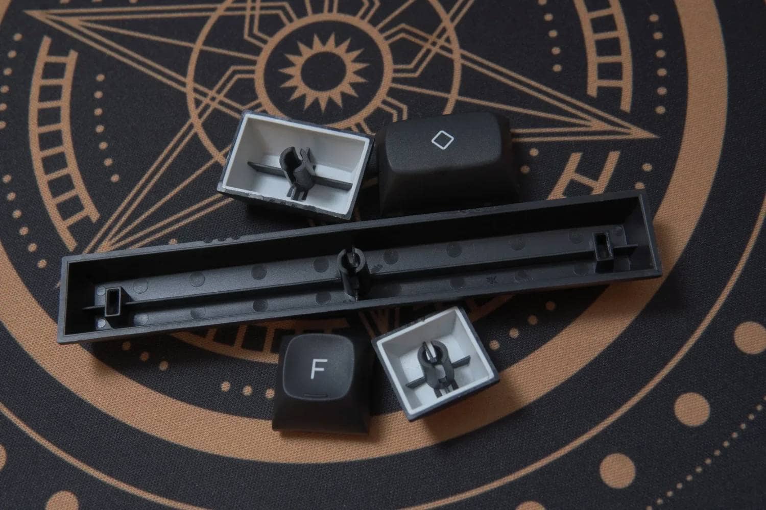 HHKB/Realforce Users, Take Note! URSA Keycaps Now Available from FKcaps 7 lightning keycaps