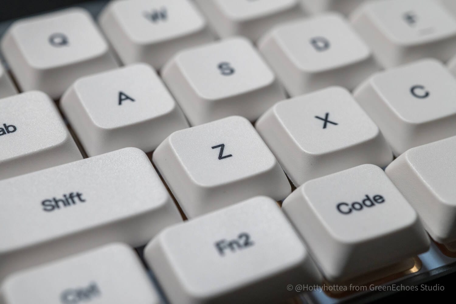 Vortex Core Plus ホワイト 茶軸 VortexGear Core Plusレビュー｜魅力的なアルミニウム筐体のいつでも