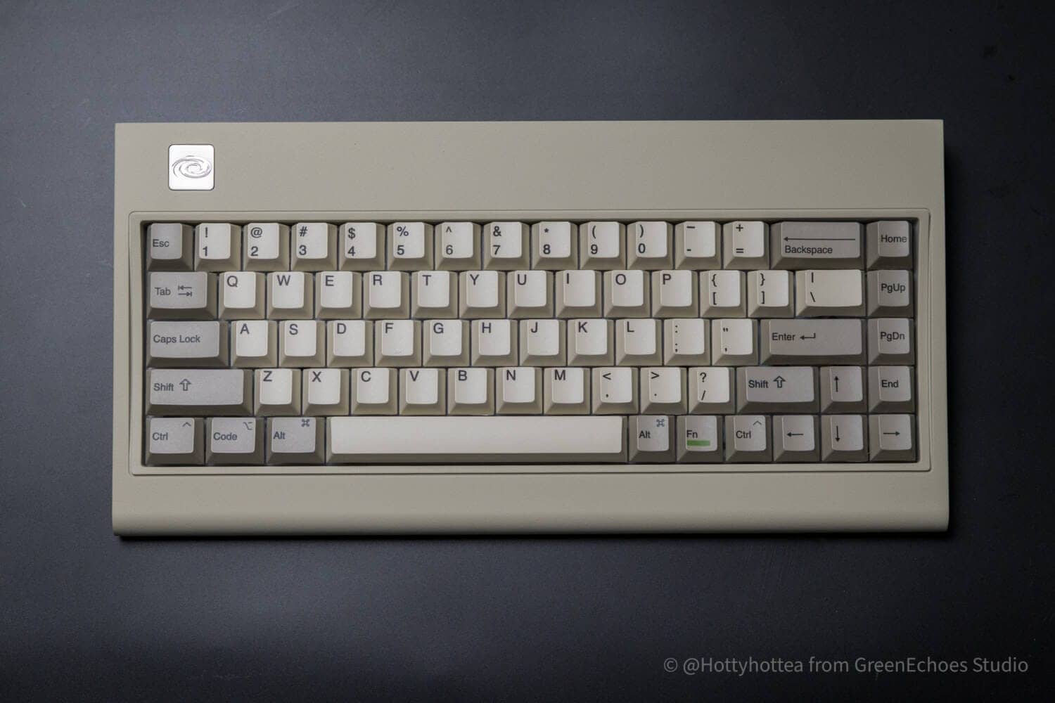 Vortex M65レビュー|クラシカルなルックスとカスタマイズ性が魅力の65%メカニカルキーボード 10 P1093396