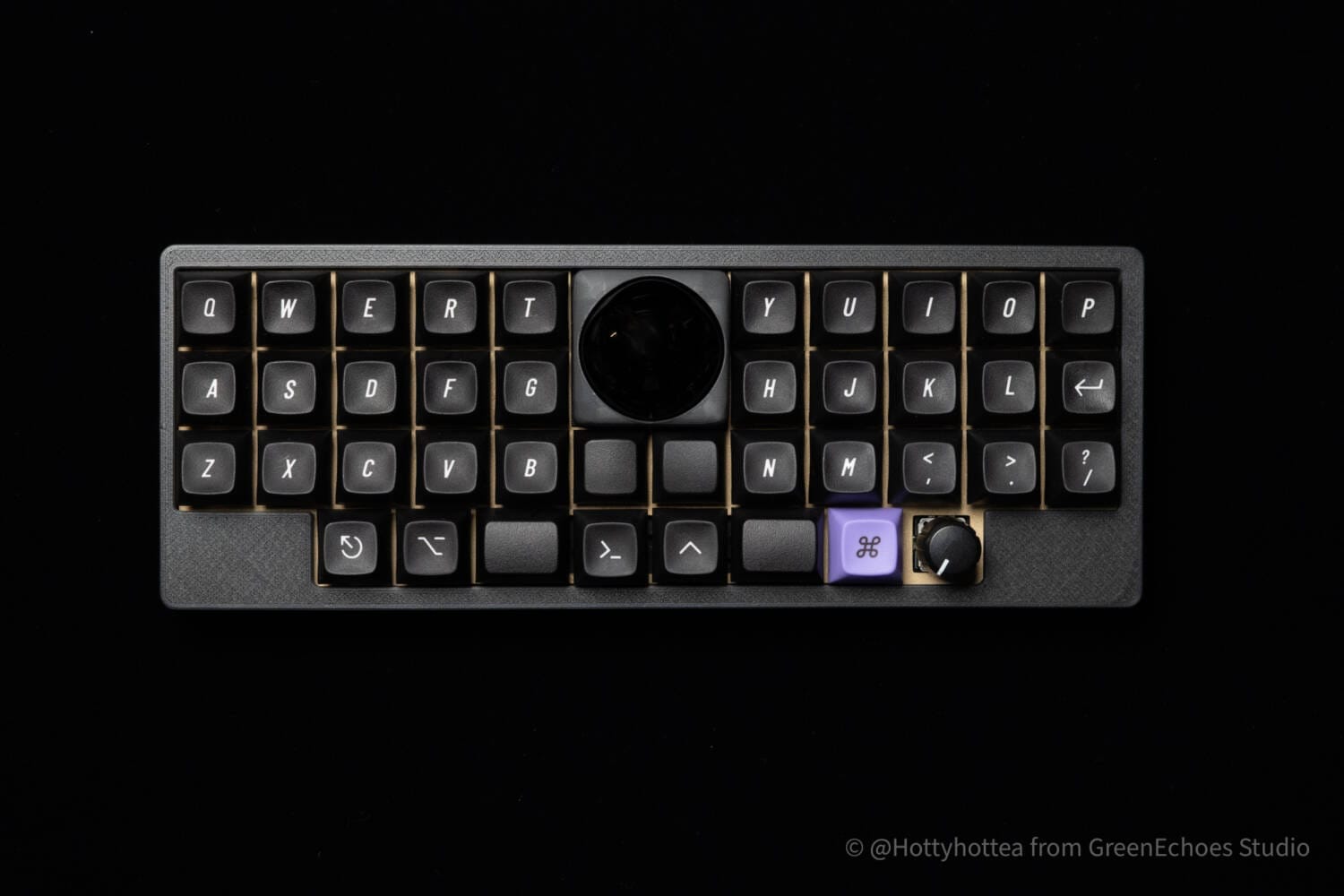 40%自作キーボード トラックボール対応 meteorite40 ロープロ 40%自作キーボード トラックボール対応 meteorite40 ロープロ - メルカリ